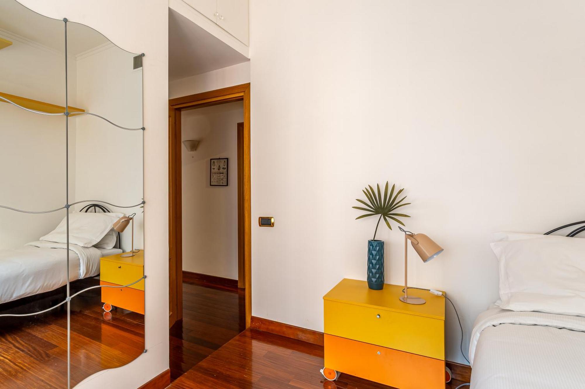 Iflat The House - Spacious & Roma